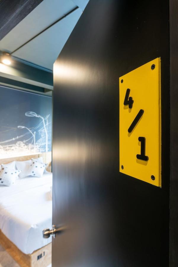 Lobsuek Hostel Bangkok Dış mekan fotoğraf
