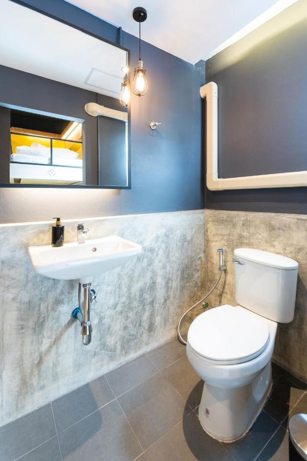 Lobsuek Hostel Bangkok Dış mekan fotoğraf